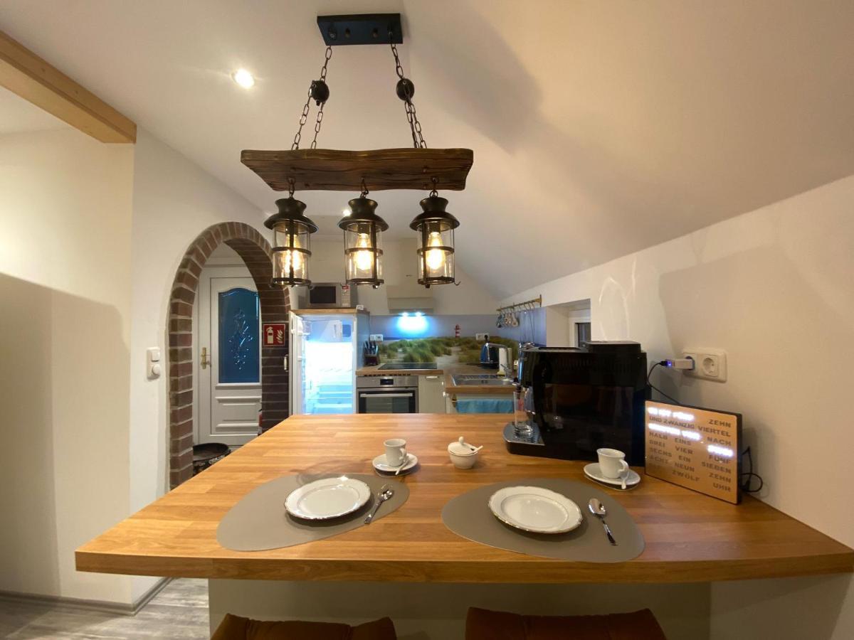 Ferienwohnung Gulfhaus, Mit Sauna Und Grossem Garten Apen Bagian luar foto